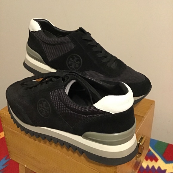 Tory Burch Shoes - 🔥Tory  Burch, size 9.5 medium, new cond. no box, suede/nylon, see pics 🔥🔥